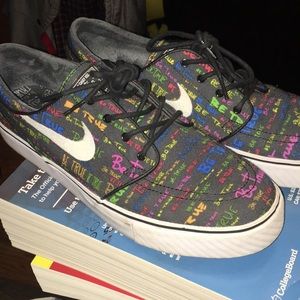 Nike low top Janoskis
